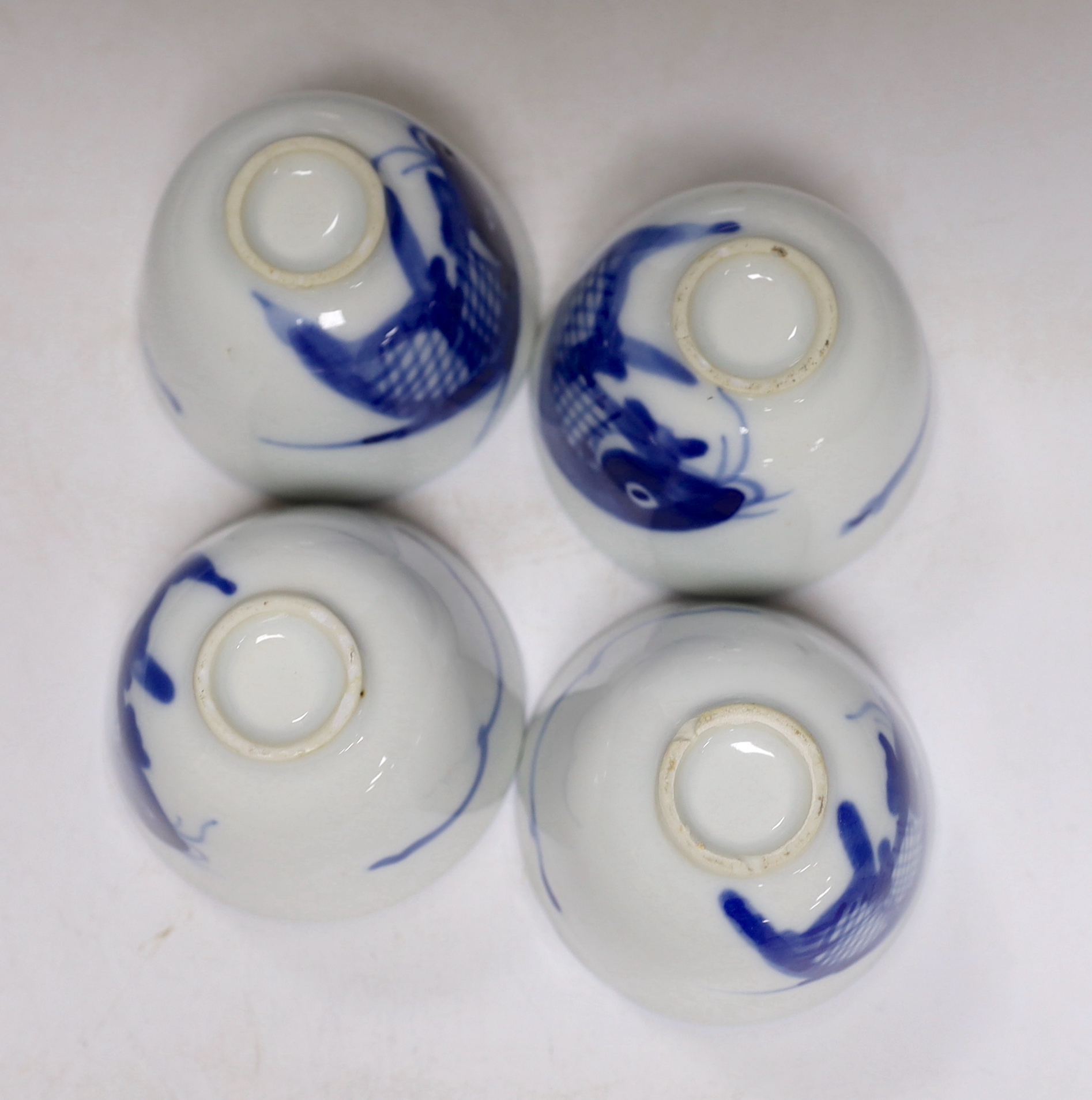 A group of Chinese blue and white porcelain, dishes 24cm wide